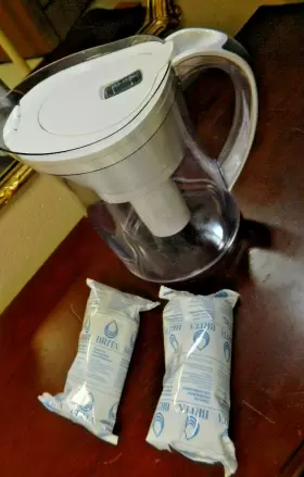 3-QUART BRITA Water Pitcher Air Filter