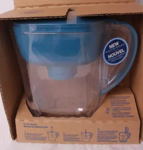 629721769470 BRITA Metro Water Filter Pitcher Smartlight