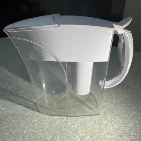 OB35-OB03 BRITA Water Filtration Pitcher Cascade Standard Jug
