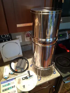 FSS2-TB FACHIOO Gravity Fed Water Filter Steel Reduce