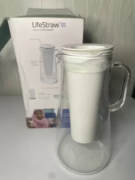 79951738 LIFESTRAW Water Filter Pitcher