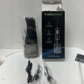 Oasi Smile L8-0719 Perfect Water Flosser For Teeth Cleaning 300ml Portable Cordless Black Oasi Smile L8-0719 Perfect Water Flosser For Teeth Cleaning 300ml Portable Cordless Black
