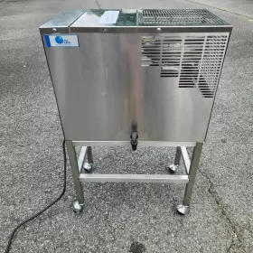 42999 PURE Water Midi Classic Automatic Distiller Stand #2