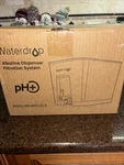 Wd-wfd-22l-a Ph+ 20 Cup Waterdrop Alkaline Dispenser Filtration System New. Fixed Price $24.99.